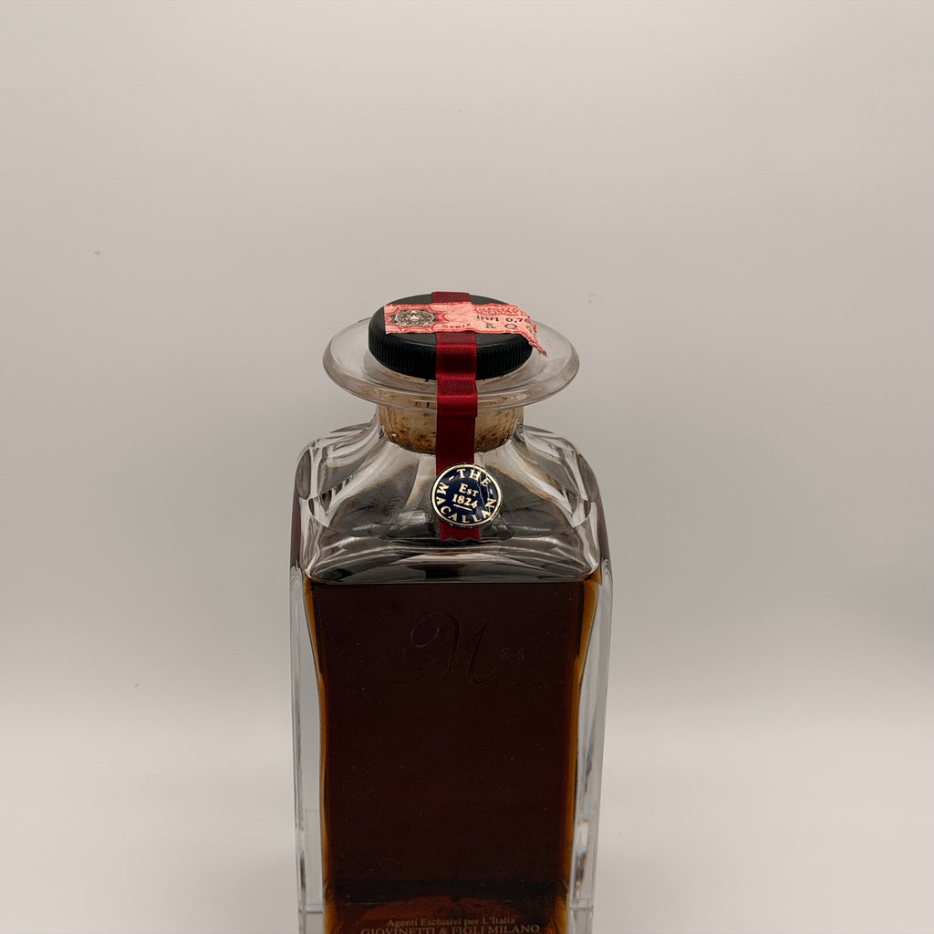 Macallan 25 years old Tudor Decanter